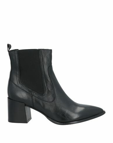 Rebel Queen Woman Ankle boots Black Leather, Textile fibers Cover