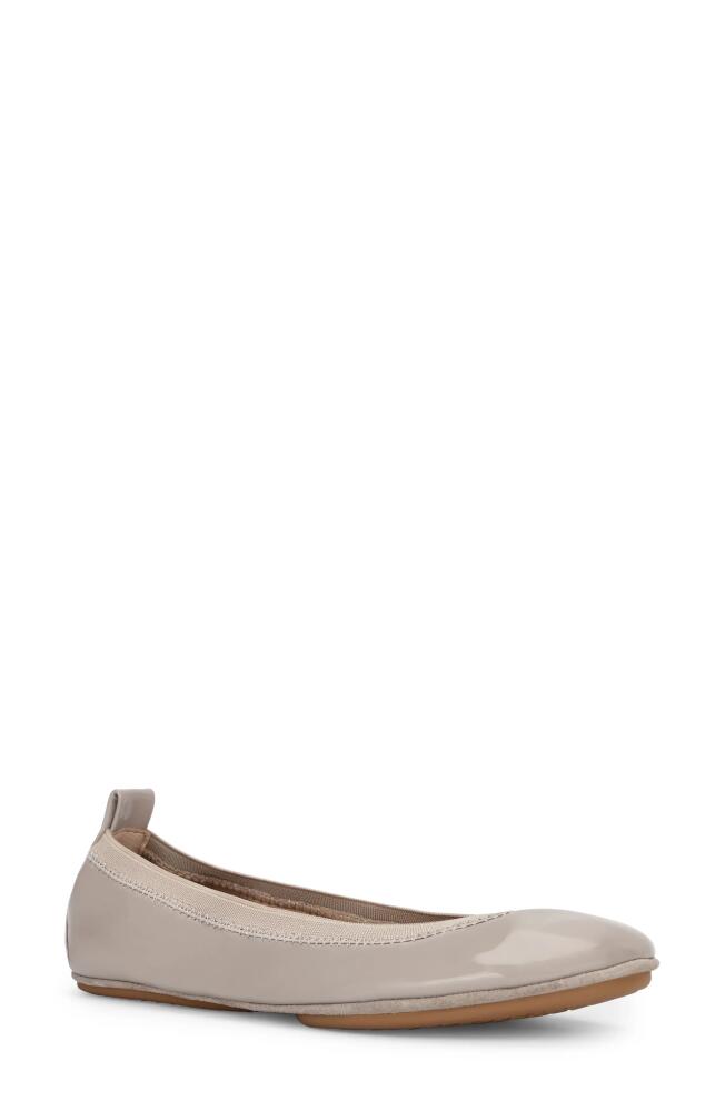 Yosi Samra Samara Foldable Ballet Flat in Taupe Patent Cover