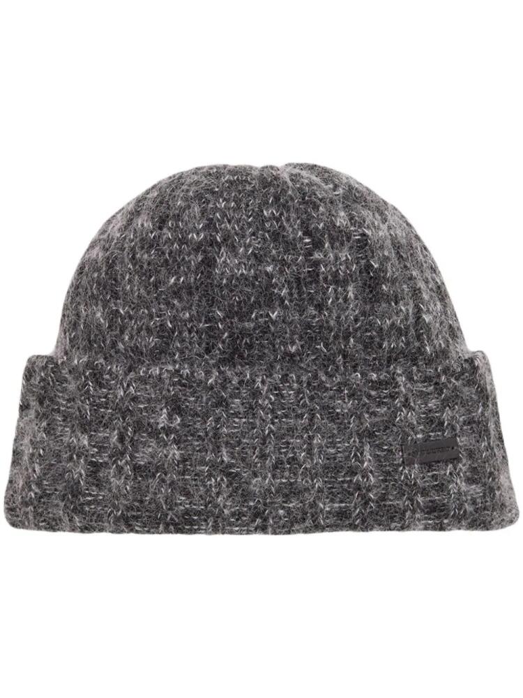 Saint Laurent logo-plaque knitted beanie - Grey Cover