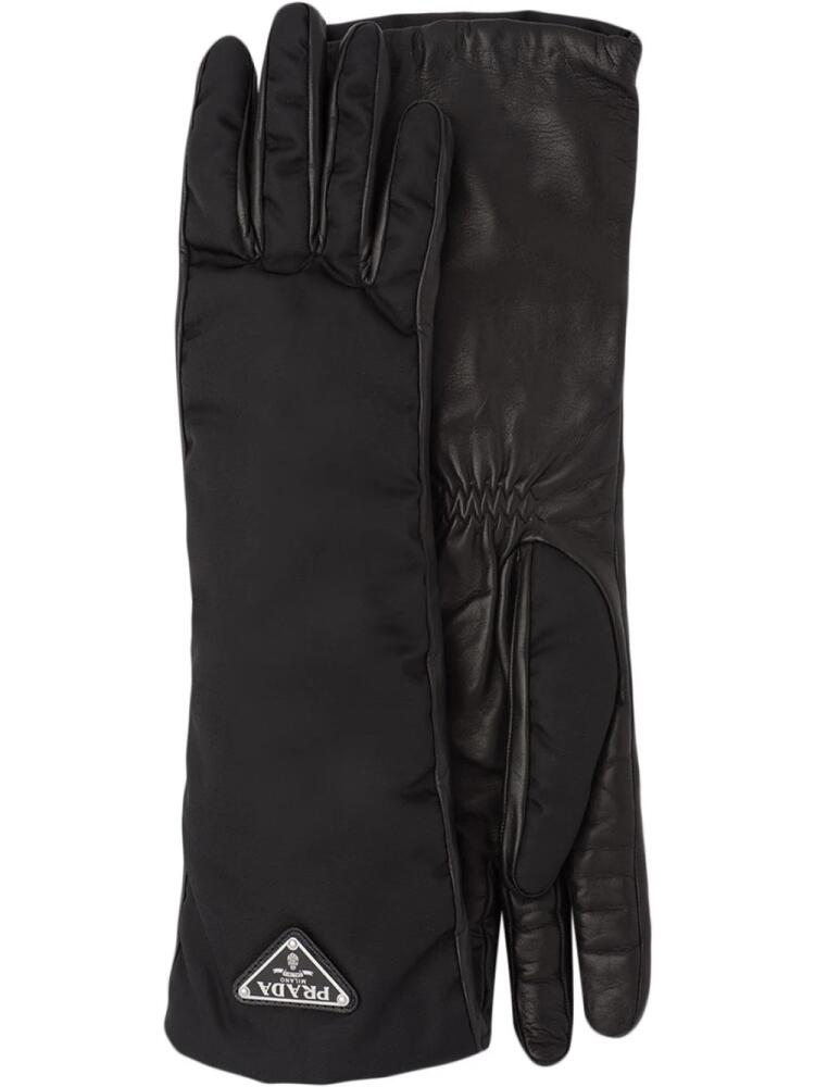 Prada triangle-logo gloves - Black Cover