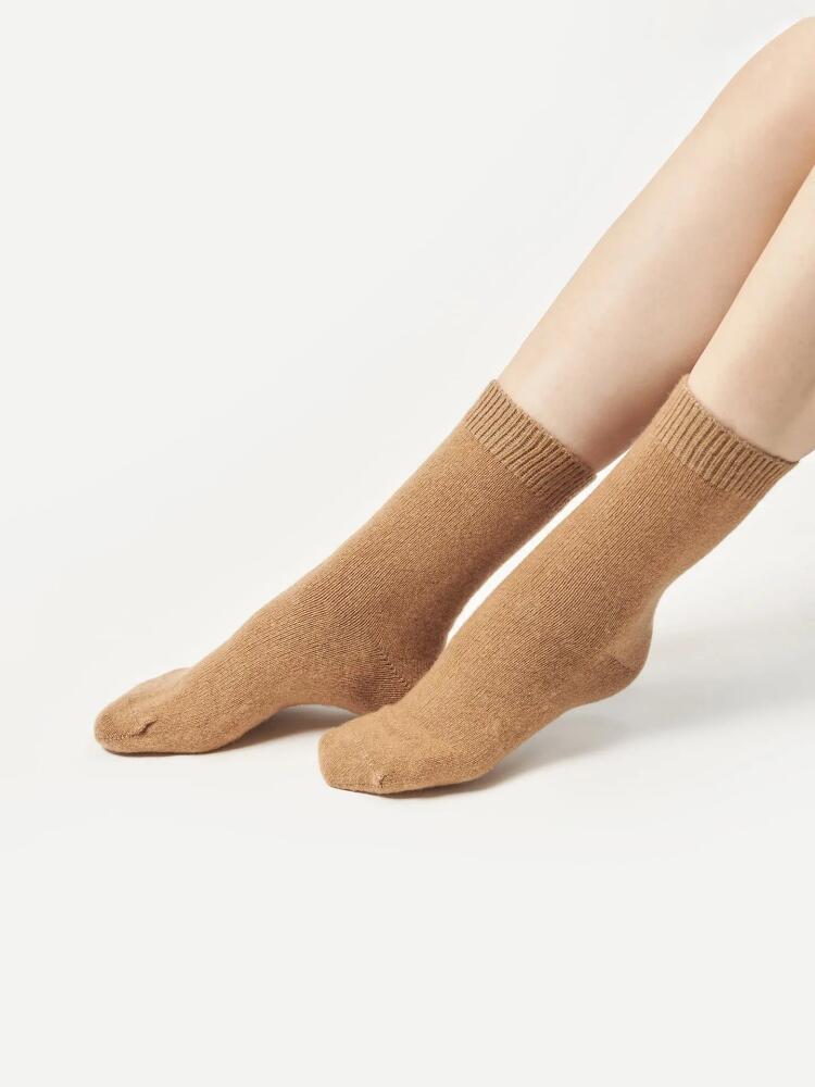 Gobi Cashmere Basic Socks in Sheepskin Cover