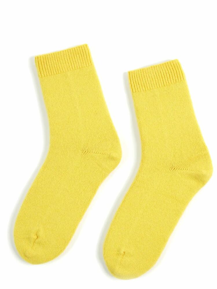 Gobi Cashmere Basic Socks in Citronelle Cover