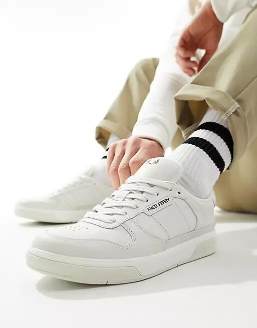 Fred Perry B300 textured leather sneakers in ecru-White Cover