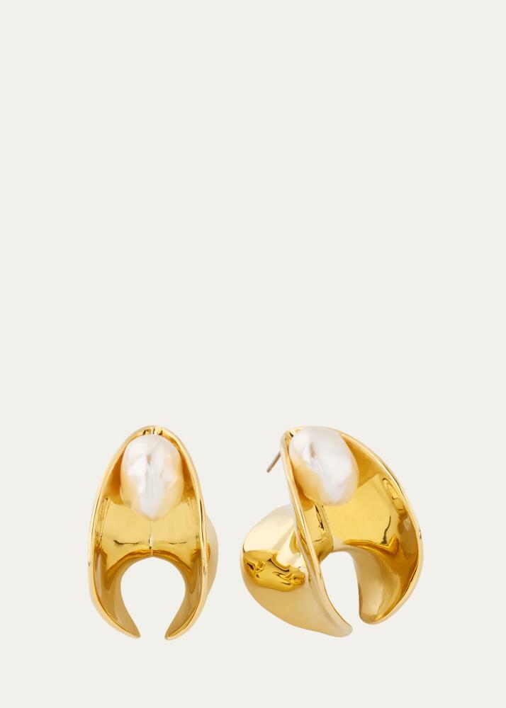 Cult Gaia Shira Pearl Earrings Cover