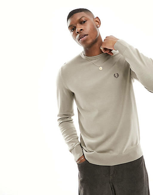 Fred Perry classic crew neck sweater in warm gray Cover