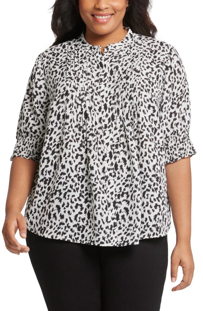 NYDJ Print Peasant Top in Gato Cover