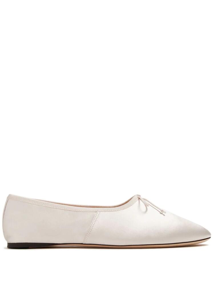 Loeffler Randall Landon ballerina shoes - White Cover