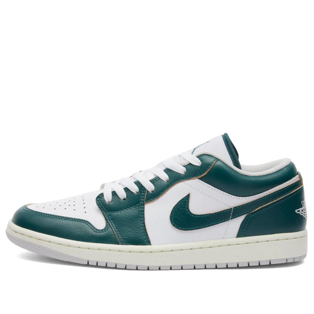 Air Jordan 1 Low SE in Green/White/Grey Cover