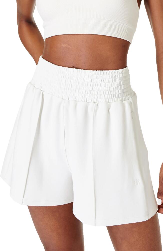 Sweaty Betty SAND WASH CLOUD WEIGHT SHORT in Lily White Cover