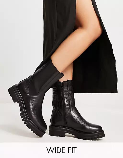 London Rebel Leather Wide Fit chunky chelsea boot in black croc Cover