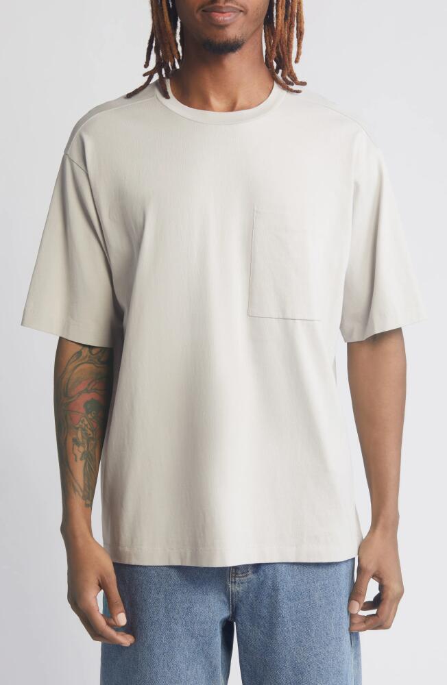 BP. Oversize Pocket T-Shirt in Grey Owl Cover