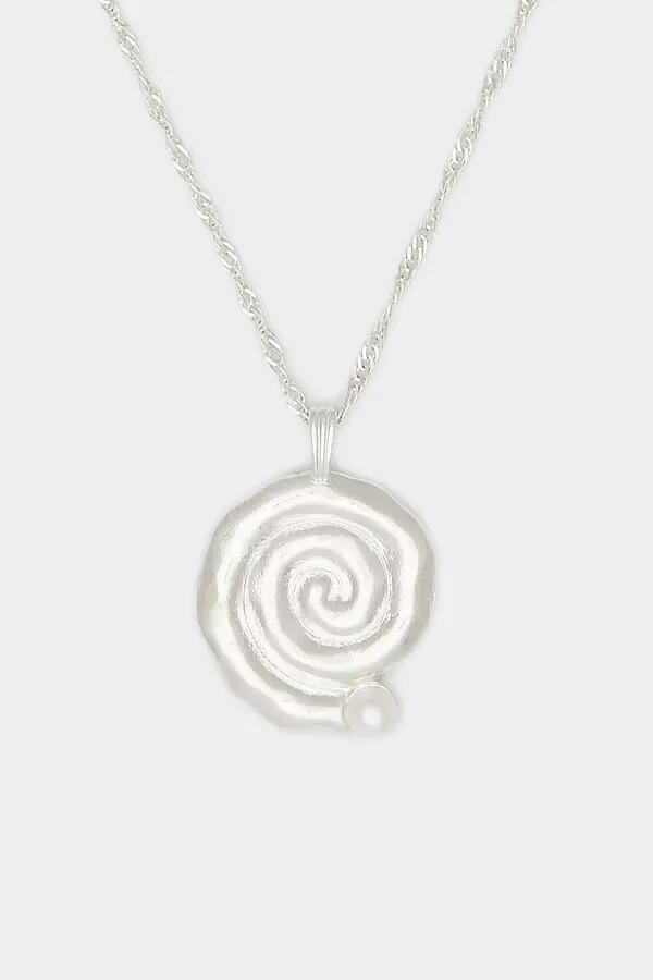 Deux Lions Jewelry Spiral Pearl Necklace Cover