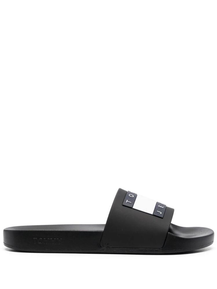 Tommy Jeans logo-badge pool slides - Black Cover