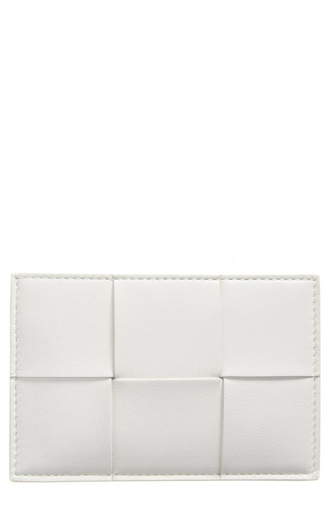 Bottega Veneta Intrecciato Leather Card Case in 9009 White-Gold Cover