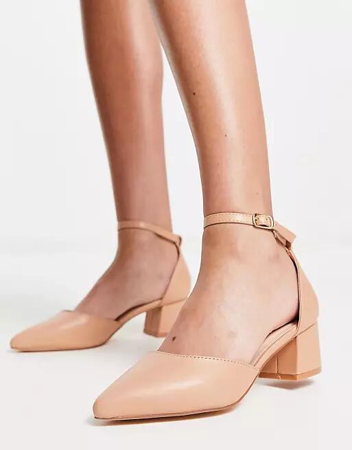 Truffle Collection pointed block heels in beige-Neutral Cover