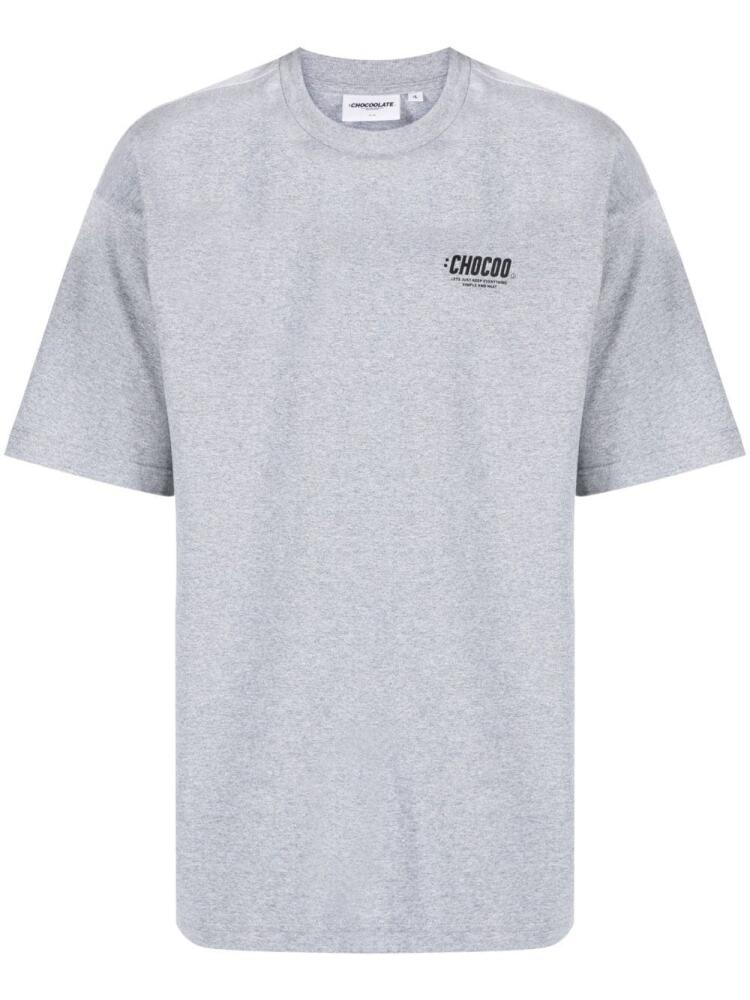 CHOCOOLATE logo-print cotton T-shirt - Grey Cover