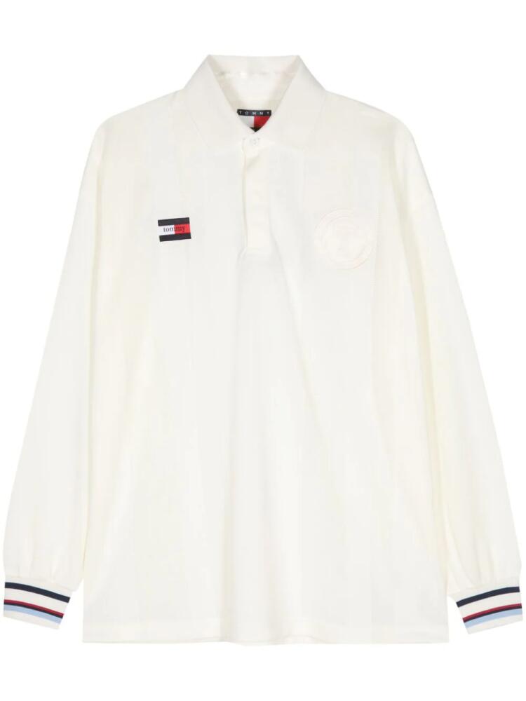 Tommy Jeans logo-patch polo shirt - Neutrals Cover