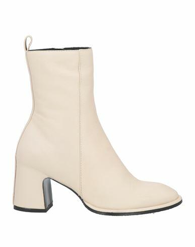 Equitare Woman Ankle boots Beige Soft Leather Cover