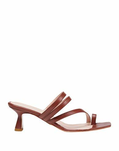 8 By Yoox Leather Square Toe-post Sandal 50 Woman Thong sandal Tan Ovine leather Cover