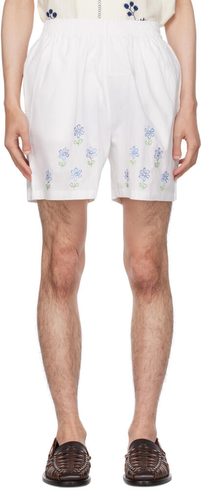 HARAGO White Floral Shorts Cover