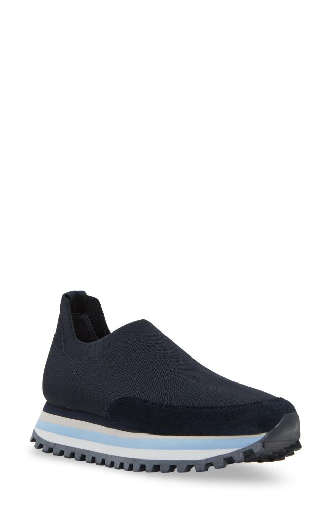 Blondo Lakelyn Knit Slip-On Sneaker in Navy Knit Cover