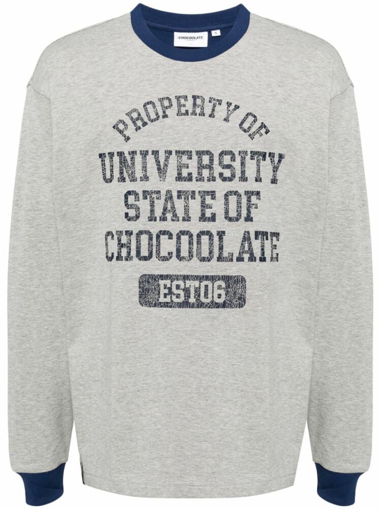 CHOCOOLATE logo print long-sleeved t-shirt - Grey Cover