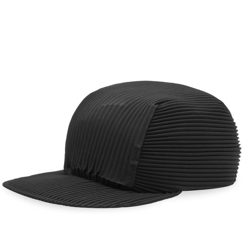 Homme Plissé Issey Miyake Men's Pleats Cap in Black Cover