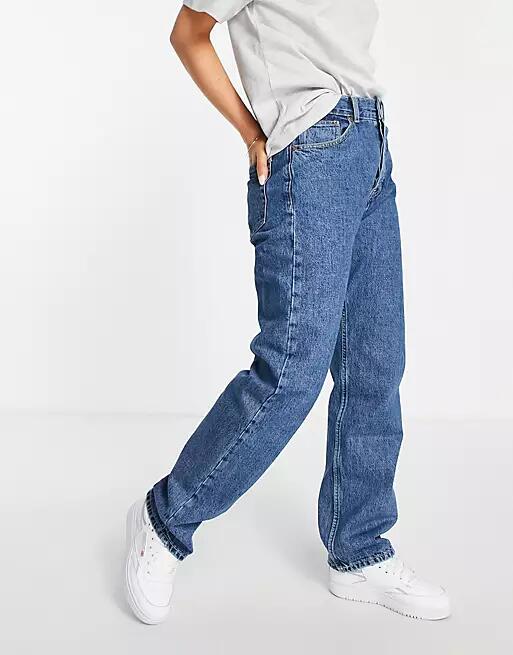 Dr Denim Beth dad jeans in dark wash blue Cover