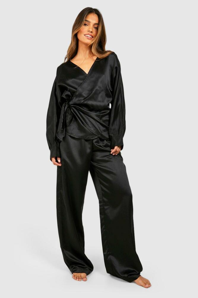 boohoo Womens Satin Wrap Pajama Set - Black Cover