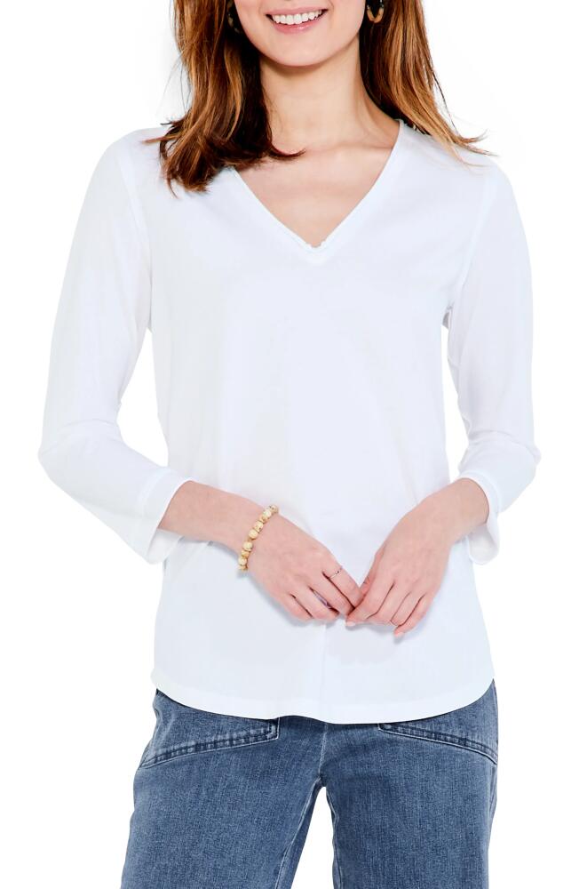 NZT by NIC+ZOE Rolled V-Neck T-Shirt in Paper White Cover