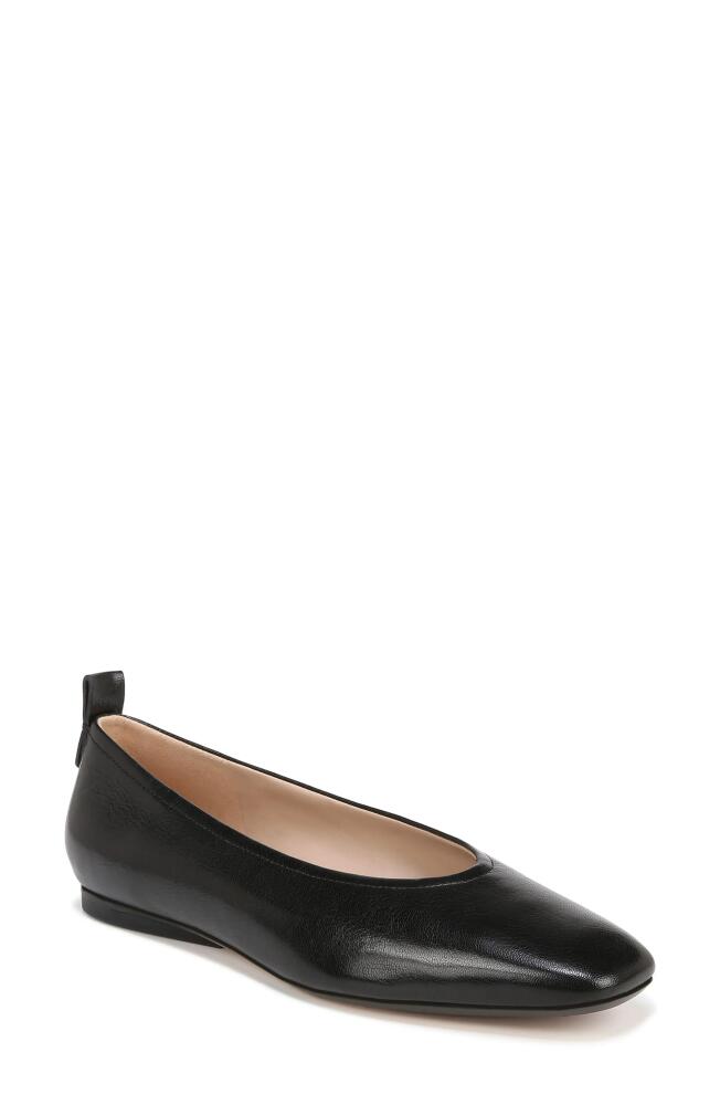 27 EDIT Naturalizer Carla Flat in Black Leather Cover