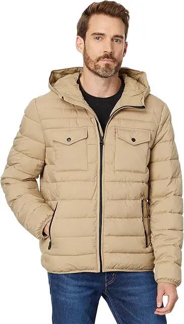 Levi's(r) Stretch Two-Pocket Quilted Jacket (Tan) Men's Clothing Cover