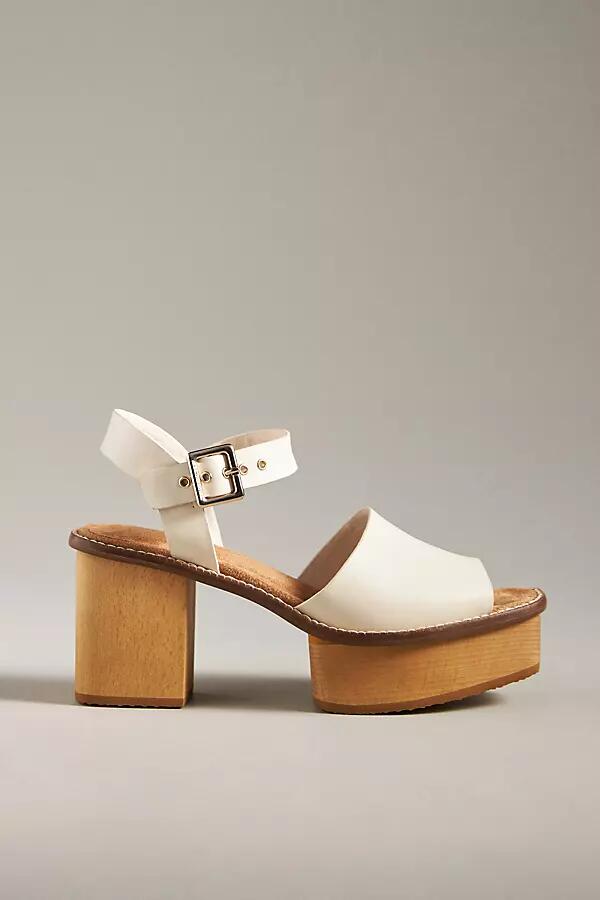 Kelsi Dagger Brooklyn Groove Platform Sandals Cover