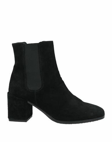 Carmens Woman Ankle boots Black Leather Cover