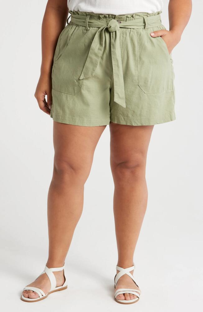 Wit & Wisdom Sky Rise Linen Blend Paperbag Shorts in Pistachio Cover