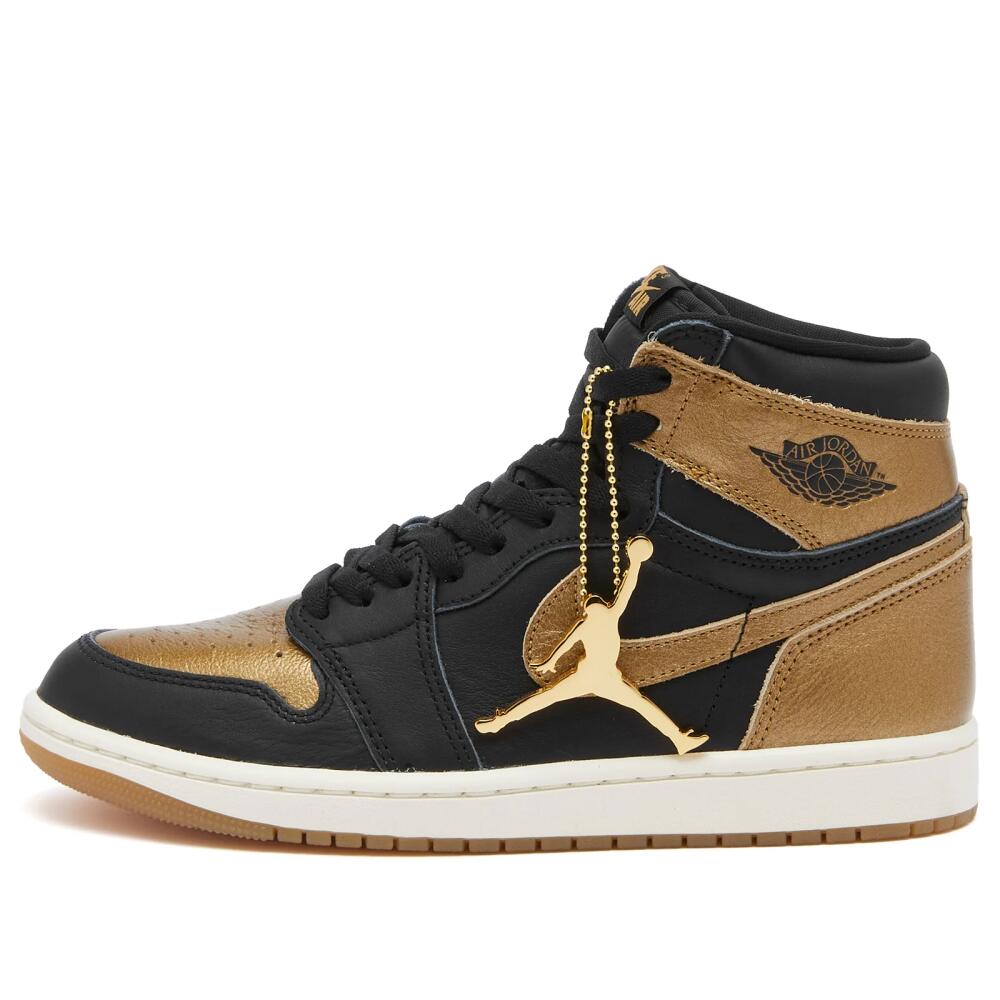 Air Jordan 1 Retro Hi OG Sneaker in Black/Gold/Sail Cover