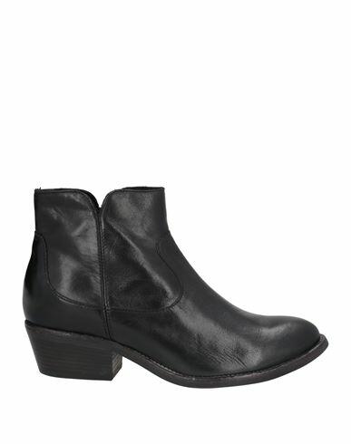 Oroscuro Woman Ankle boots Black Soft Leather Cover