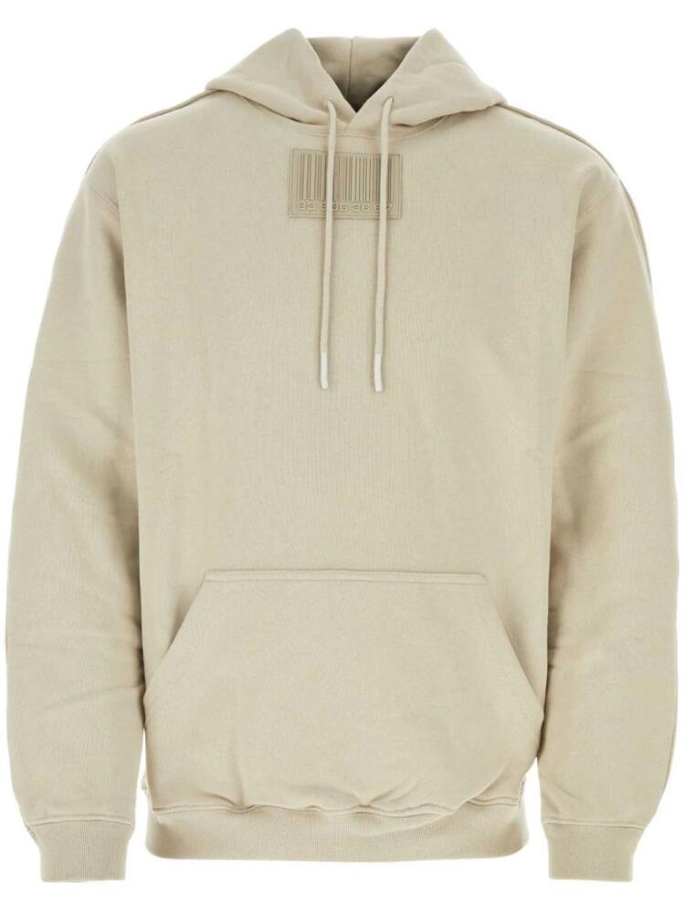 VTMNTS barcode-patch drawstring hoodie - Neutrals Cover