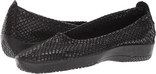 Arcopedico L15 (Black Shine) Women's Shoes Cover