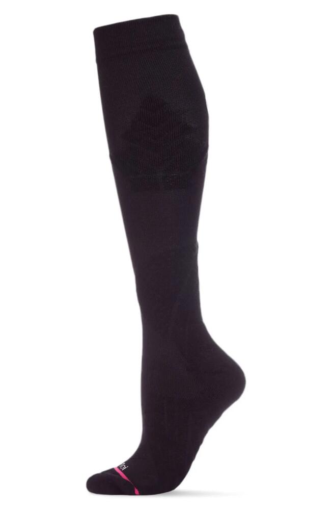 MeMoi Ultra Tech Performance Socks in Black Cover