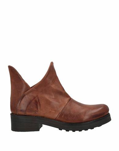 Divine Follie Woman Ankle boots Tan Leather Cover