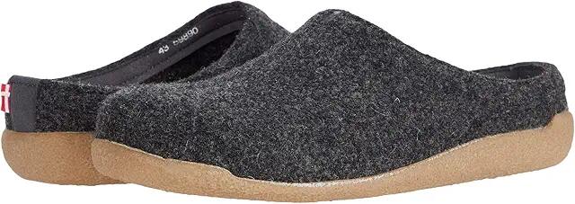 Sanita Lodge Slide (Charcoal) Shoes Cover