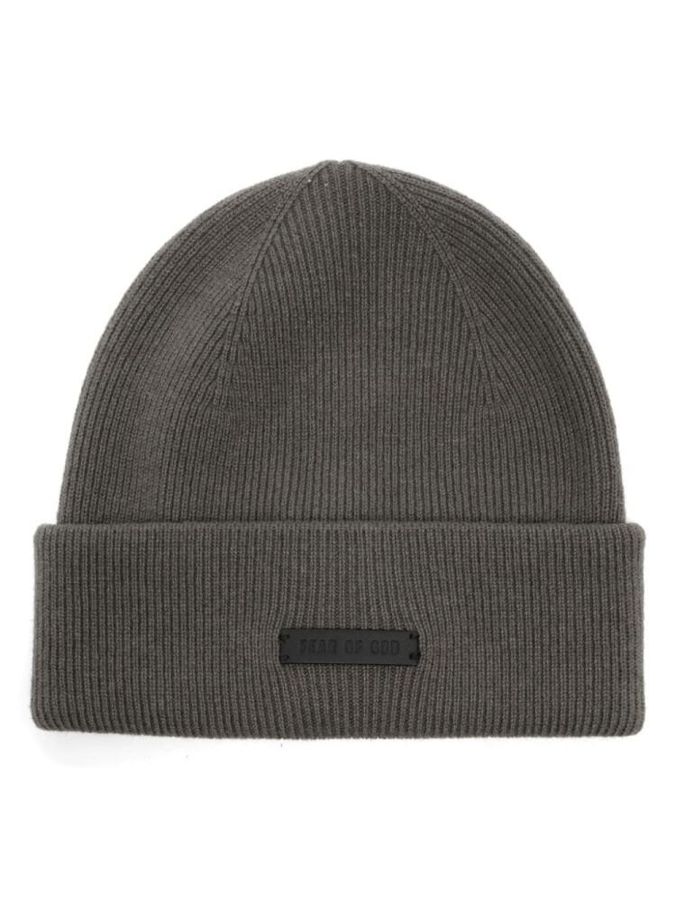 Fear Of God logo-patch beanie - Grey Cover