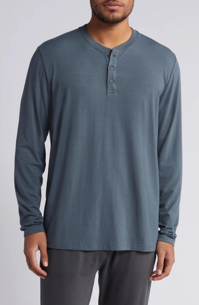 Free Fly Flex Performance Henley in Midnight Cover