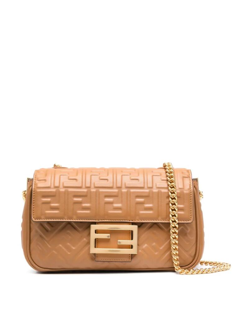 FENDI medium Baguette Chain shoulder bag - Brown Cover