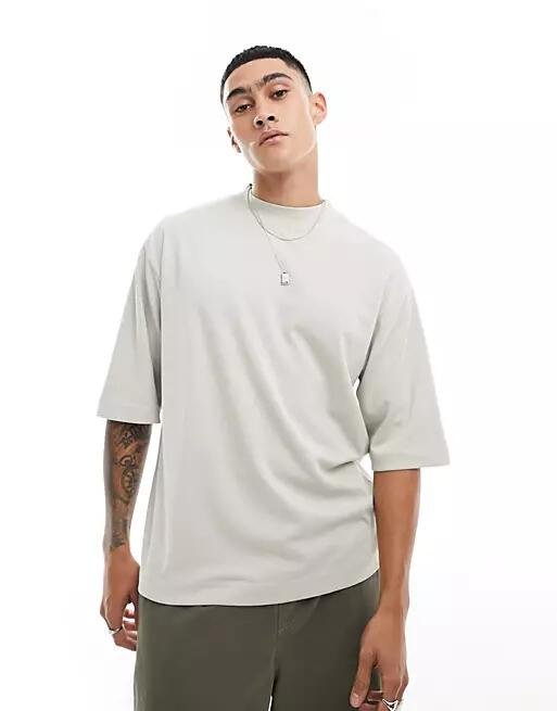 Brave Soul heavyweight oversized t-shirt in light gray Cover