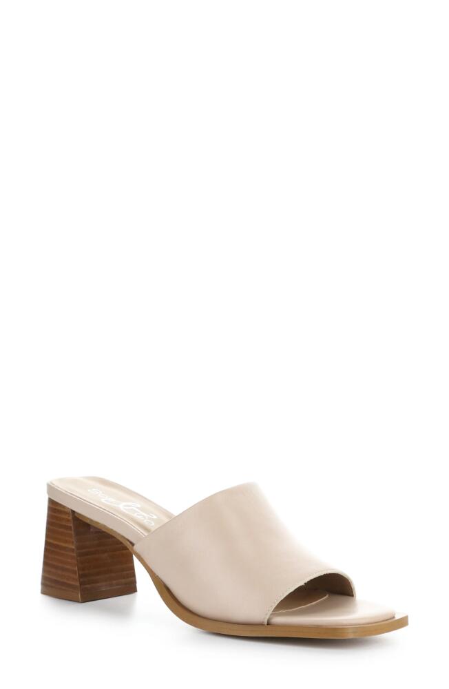 Bos. & Co. Bryn Slide Sandal in Beige Nappa Cover