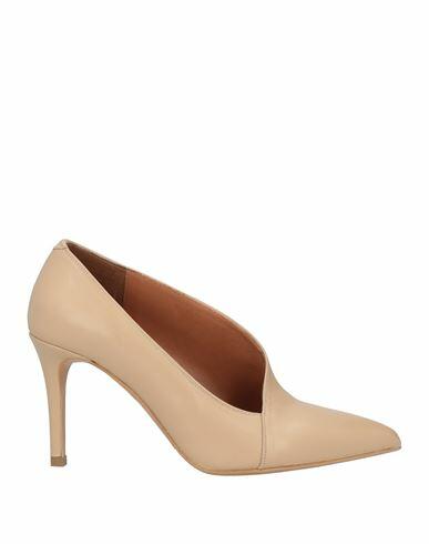 Albano Woman Pumps Beige Calfskin Cover