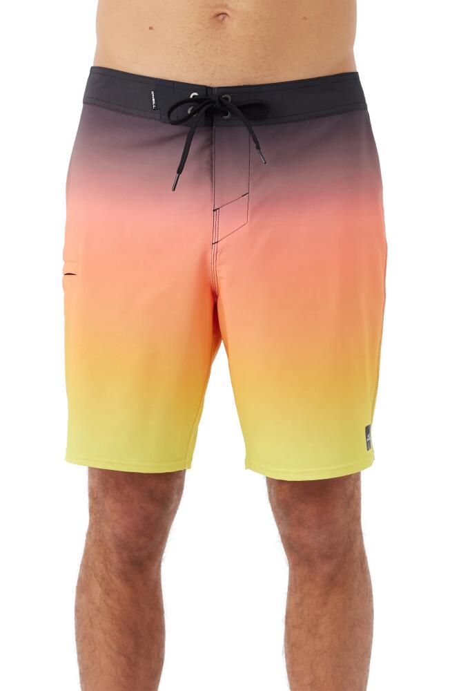 O'Neill Hyperfreak Heat Fade Board Shorts in Coral Cover