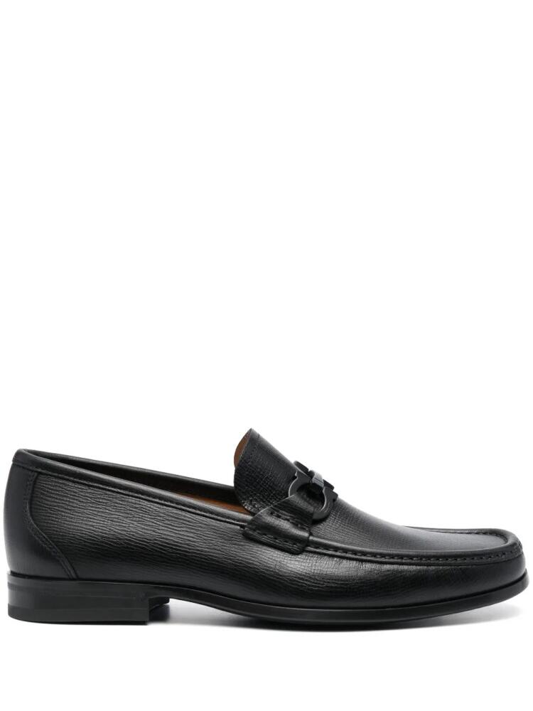 Ferragamo almond-toe leather loafers - Black Cover